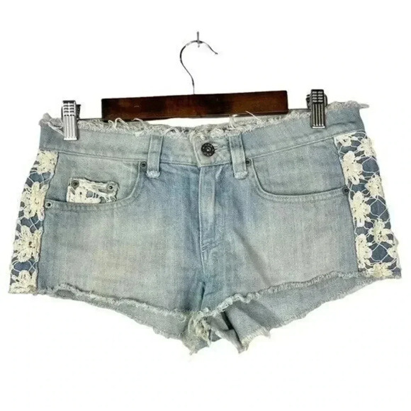 Carmar Light Wash Floral Lace Distressed Denim Shorts 27 - Picture 1 of 5